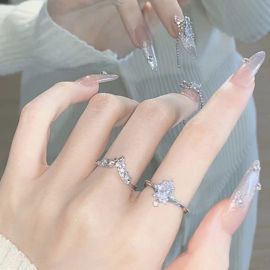 Diamond shiny ring
