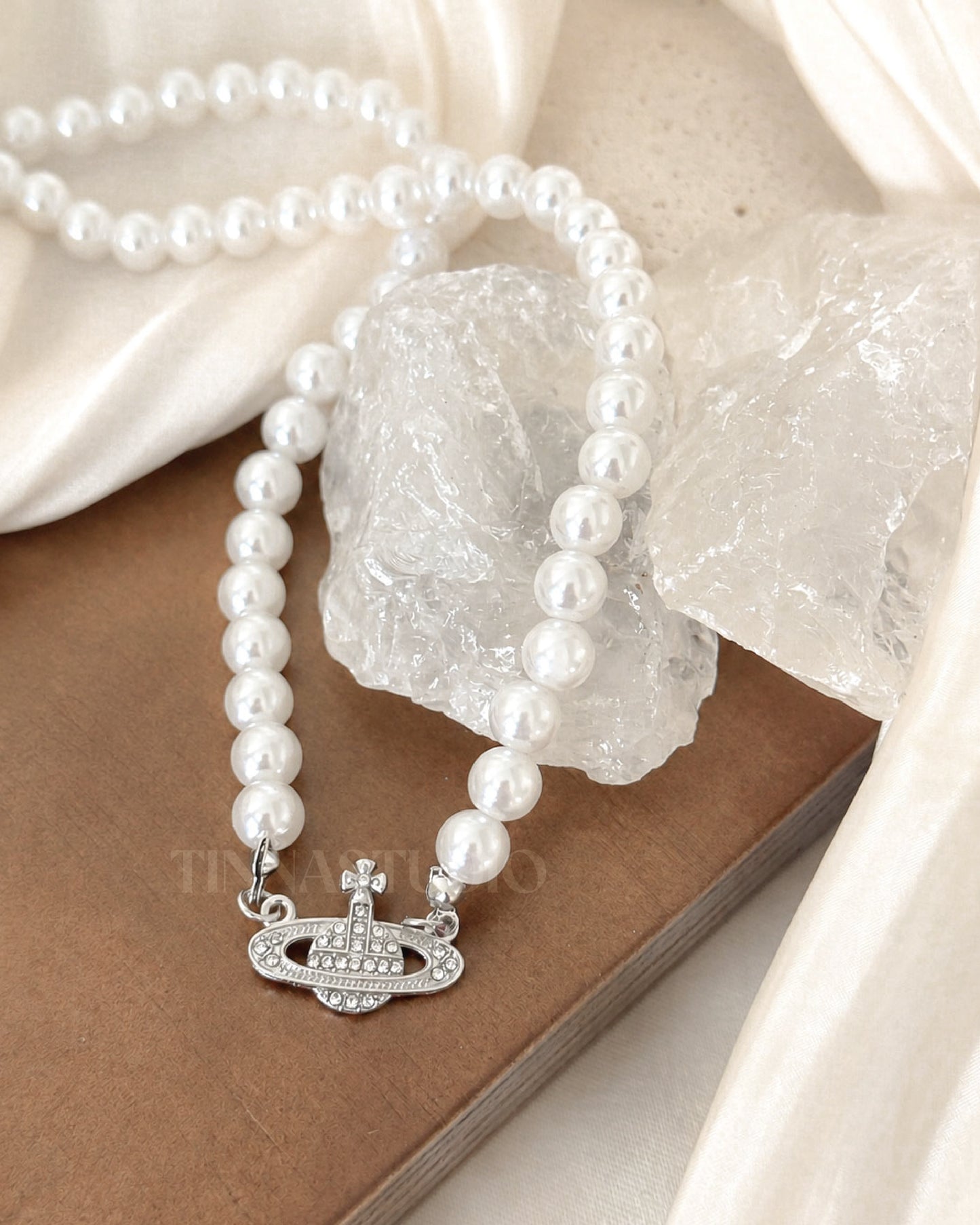 Saturn Pearl Jewelry Set