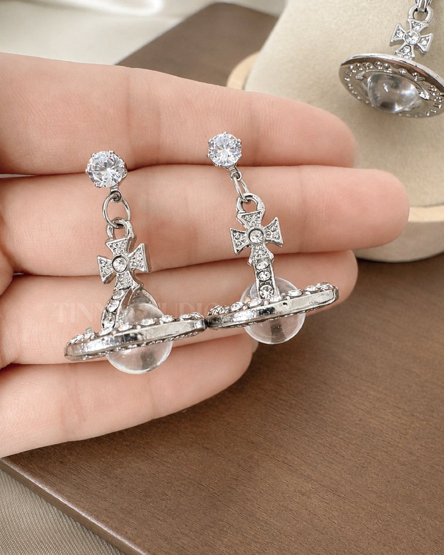 3D Saturn Glass Orb Jewelry Set
