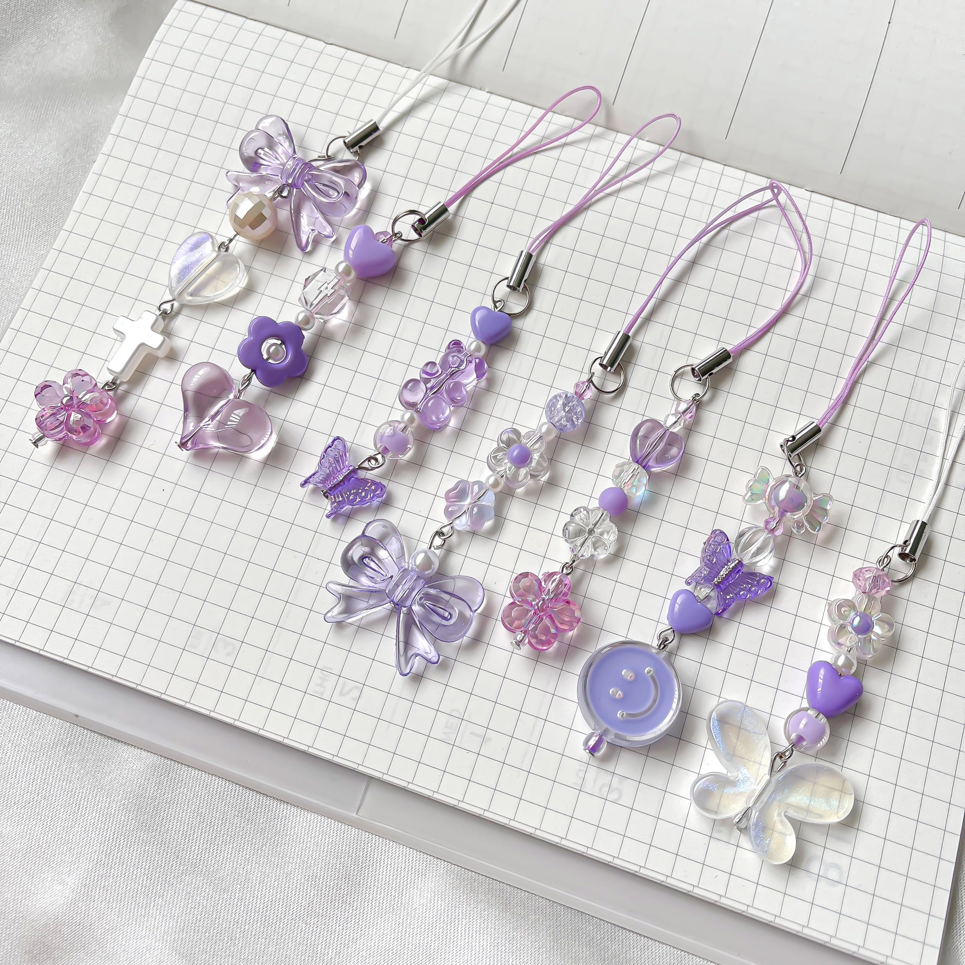 Lilac Bow Phone Beads